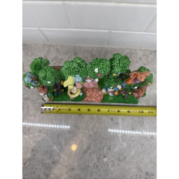 Easter jubilee bunnies swinging. Designed and sculpted by Jaimy. Like New! - Picture 2 of 7